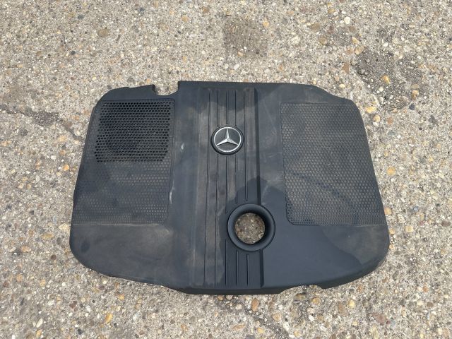 bontott MERCEDES-BENZ C-CLASS Felső Motorburkolat