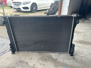 bontott MERCEDES-BENZ C-CLASS Vízhűtő Radiátor (Klímás)