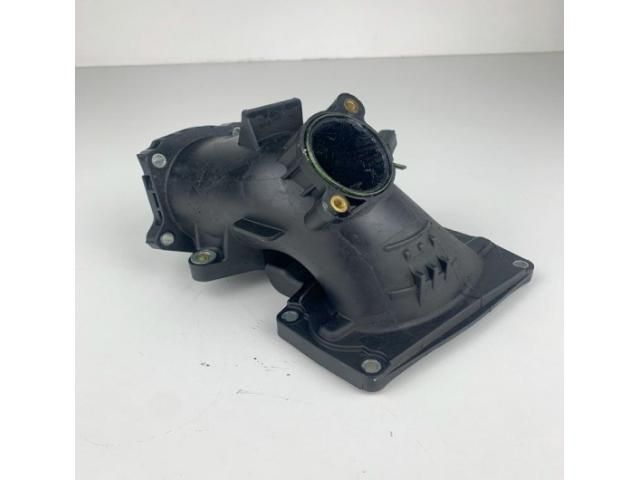 bontott MERCEDES-BENZ C-CLASS Légbeömlő Cső