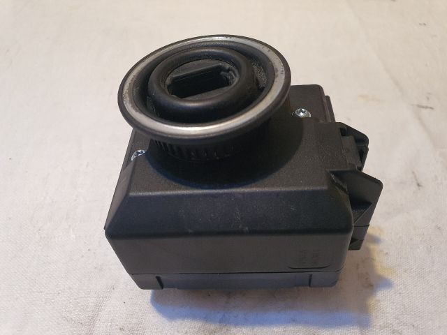 bontott MERCEDES-BENZ C-CLASS Gyújtáskapcsoló Házzal