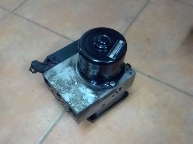 bontott MERCEDES-BENZ C-CLASS ABS Kocka