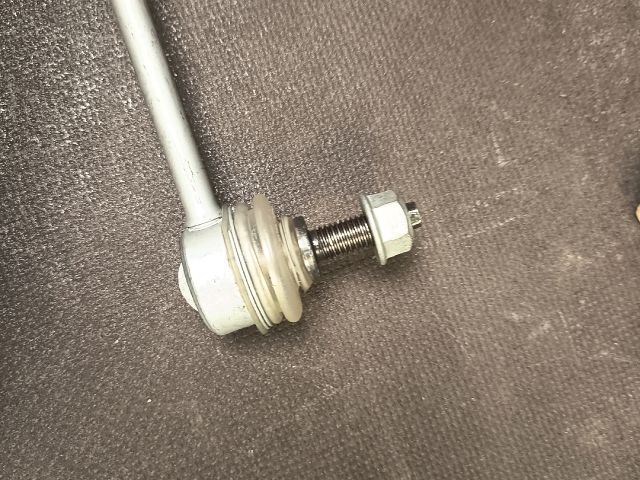 bontott MERCEDES-BENZ C-CLASS Első Vízszintes Stabilizátor Rúd