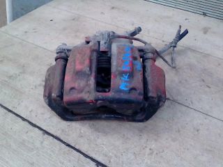 bontott MERCEDES-BENZ C-CLASS Jobb első Féknyereg Munkahengerrel