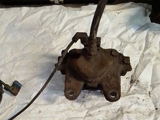 bontott MERCEDES-BENZ C-CLASS Jobb hátsó Féknyereg Munkahengerrel