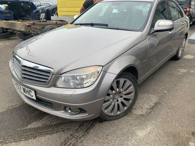 bontott MERCEDES-BENZ C-CLASS Hűtőventilátor Keret