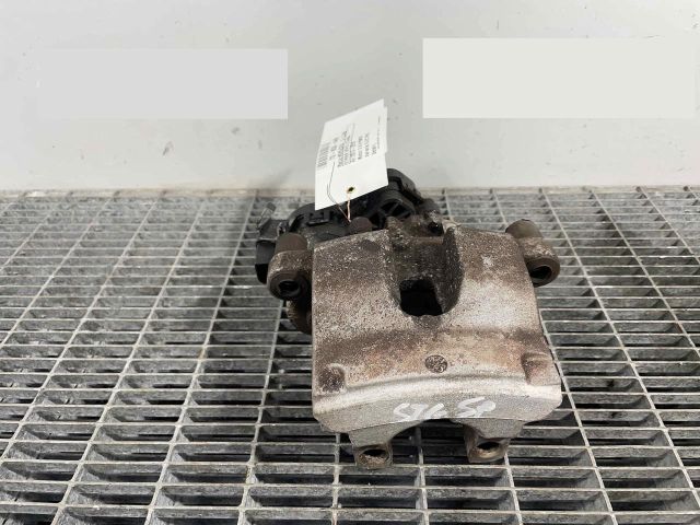 bontott MERCEDES-BENZ C-CLASS Bal hátsó Féknyereg Munkahengerrel