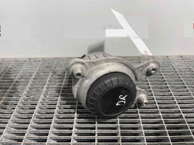 bontott MERCEDES-BENZ C-CLASS Motor Tartó Bak (Pozíciófüggetlen)