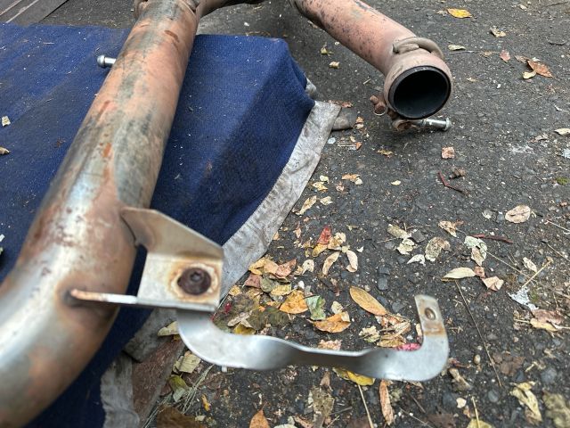 bontott MERCEDES-BENZ C-CLASS Jobb Kipufogó Cső