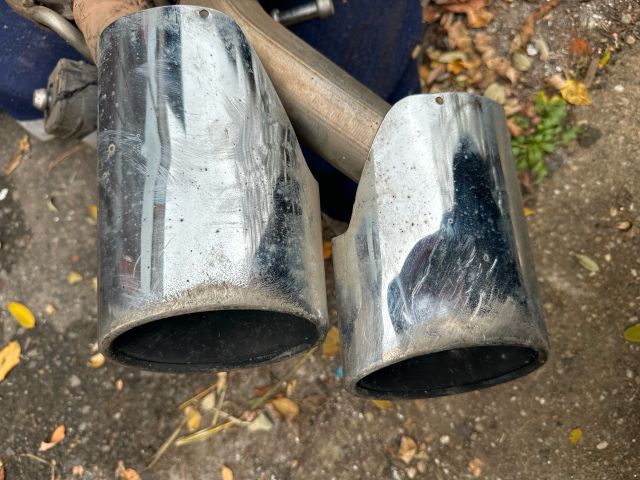 bontott MERCEDES-BENZ C-CLASS Jobb Kipufogó Cső