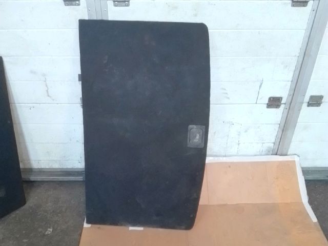 bontott MERCEDES-BENZ C-CLASS Csomagtér Kárpit