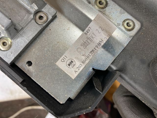 bontott MERCEDES-BENZ C-CLASS Csomagtér Roló