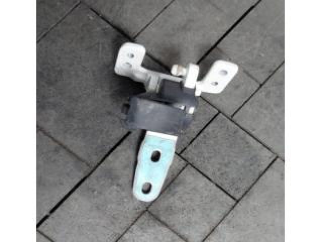 bontott MERCEDES-BENZ C-CLASS Csomagtérajtó Bal Zsanér