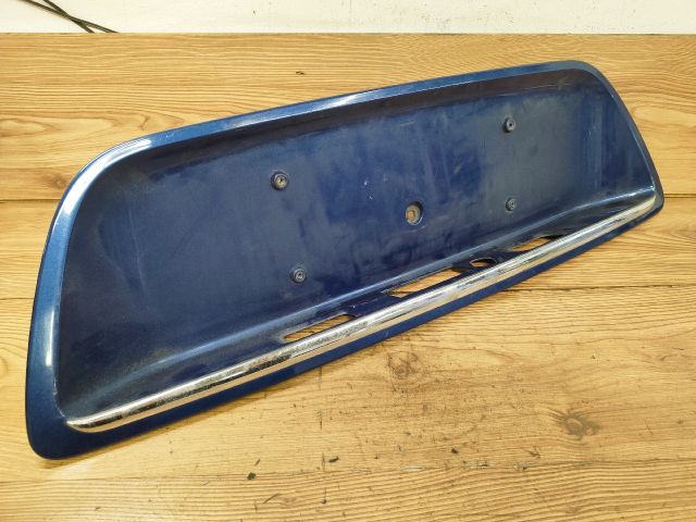 bontott MERCEDES-BENZ C-CLASS Csomagtérajtó Díszléc