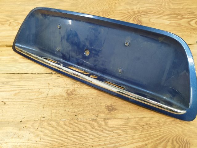 bontott MERCEDES-BENZ C-CLASS Csomagtérajtó Díszléc