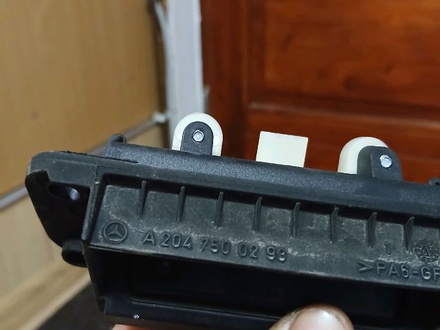 bontott MERCEDES-BENZ C-CLASS Csomagtérajtó Kapcsoló