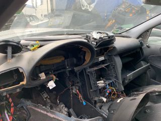 bontott MERCEDES-BENZ C-CLASS Csomagtérajtó Kárpit