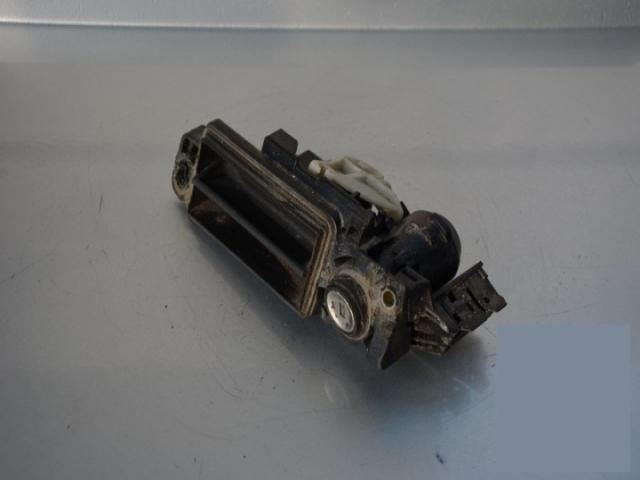 bontott MERCEDES-BENZ C-CLASS Csomagtérajtó Kilincs