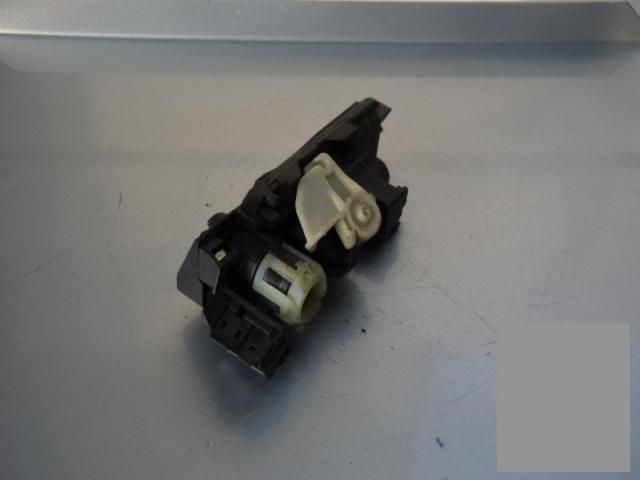 bontott MERCEDES-BENZ C-CLASS Csomagtérajtó Kilincs