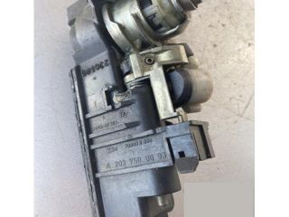 bontott MERCEDES-BENZ C-CLASS Csomagtérajtó Kilincs