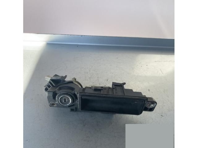 bontott MERCEDES-BENZ C-CLASS Csomagtérajtó Kilincs