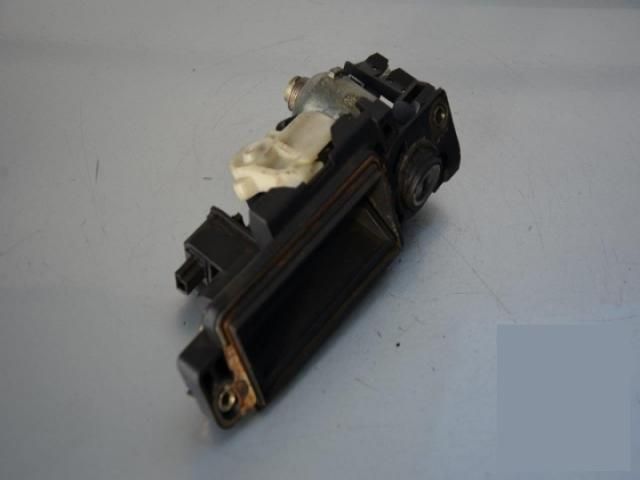 bontott MERCEDES-BENZ C-CLASS Csomagtérajtó Kilincs