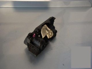 bontott MERCEDES-BENZ C-CLASS Csomagtérajtó Kilincs