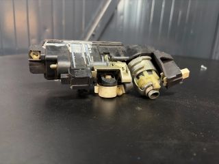 bontott MERCEDES-BENZ C-CLASS Csomagtérajtó Kilincs