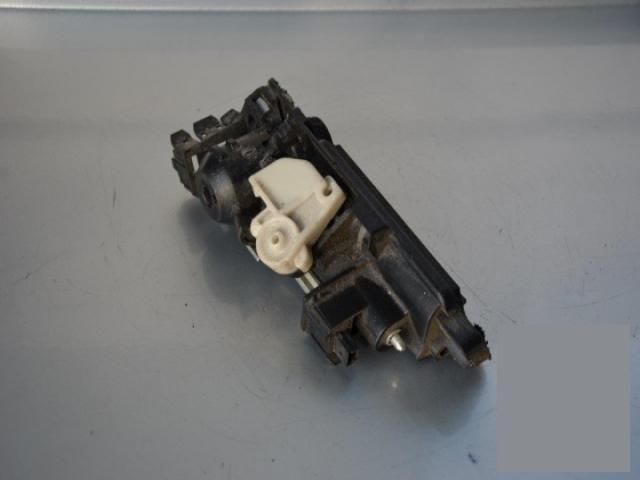 bontott MERCEDES-BENZ C-CLASS Csomagtérajtó Kilincs