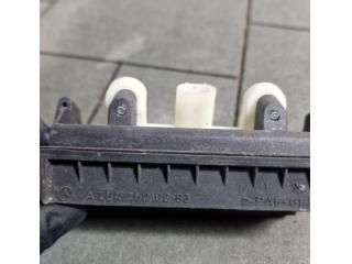 bontott MERCEDES-BENZ C-CLASS Csomagtérajtó Kilincs