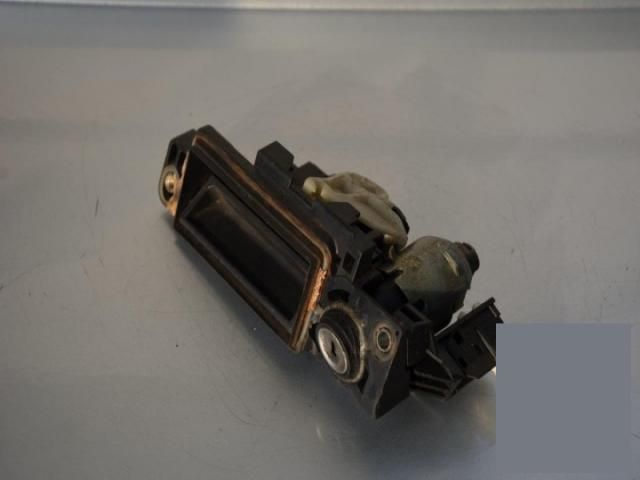 bontott MERCEDES-BENZ C-CLASS Csomagtérajtó Kilincs