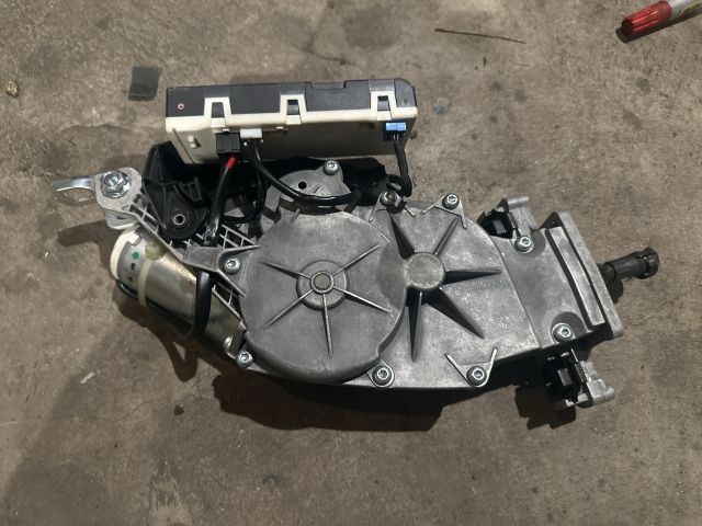 bontott MERCEDES-BENZ C-CLASS Csomagtérajtó Motor Elektronika