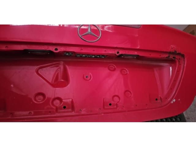 bontott MERCEDES-BENZ C-CLASS Csomagtérajtó (Üres lemez)