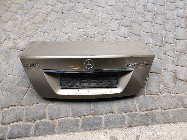 bontott MERCEDES-BENZ C-CLASS Csomagtérajtó (Üres lemez)