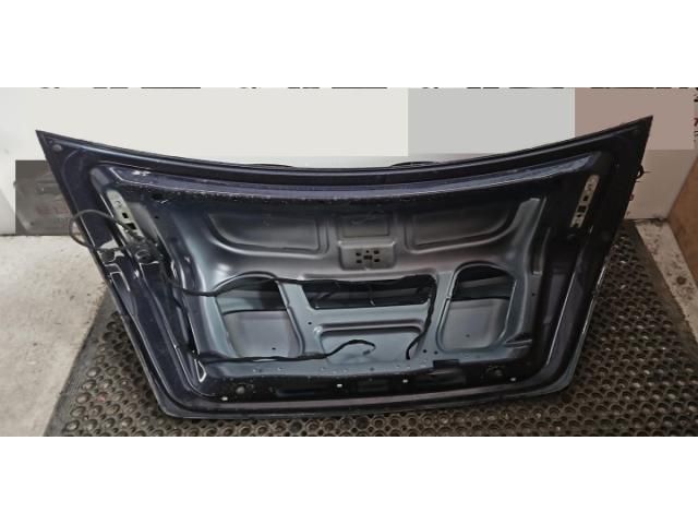 bontott MERCEDES-BENZ C-CLASS Csomagtérajtó (Üres lemez)