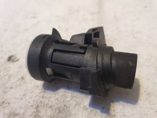 bontott MERCEDES-BENZ C-CLASS Csomagtérajtó Zárbetét