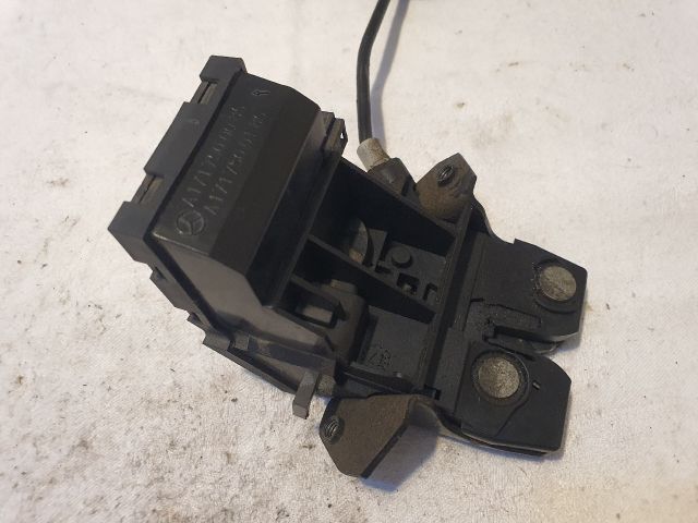 bontott MERCEDES-BENZ C-CLASS Csomagtérajtó Zárszerkezet