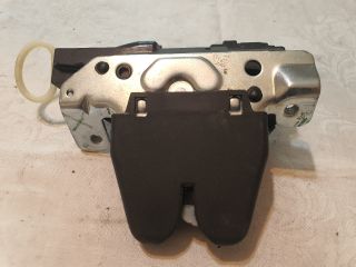 bontott MERCEDES-BENZ C-CLASS Csomagtérajtó Zárszerkezet