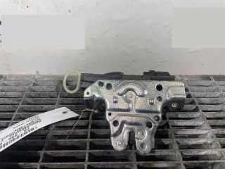 bontott MERCEDES-BENZ C-CLASS Csomagtérajtó Zárszerkezet