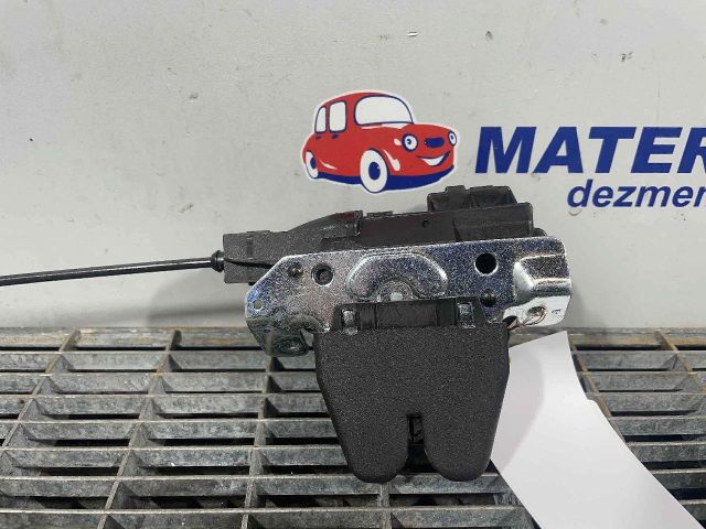 bontott MERCEDES-BENZ C-CLASS Csomagtérajtó Zárszerkezet