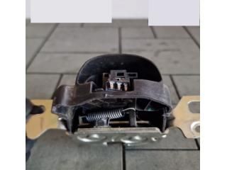 bontott MERCEDES-BENZ C-CLASS Csomagtérajtó Zárszerkezet