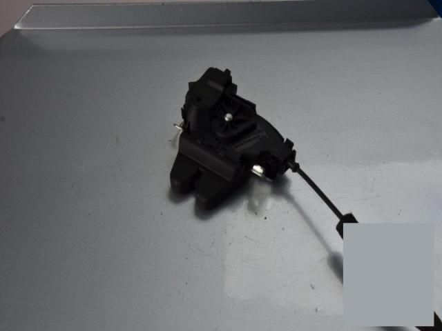 bontott MERCEDES-BENZ C-CLASS Csomagtérajtó Zárszerkezet