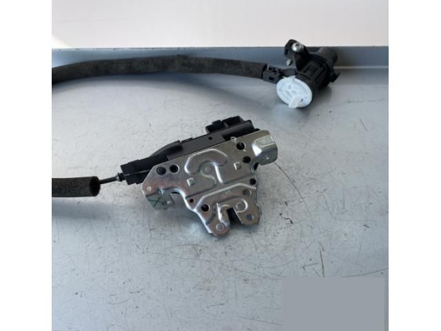 bontott MERCEDES-BENZ C-CLASS Csomagtérajtó Zárszerkezet