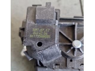 bontott MERCEDES-BENZ C-CLASS Csomagtérajtó Zárszerkezet