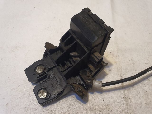 bontott MERCEDES-BENZ C-CLASS Csomagtérajtó Zárszerkezet