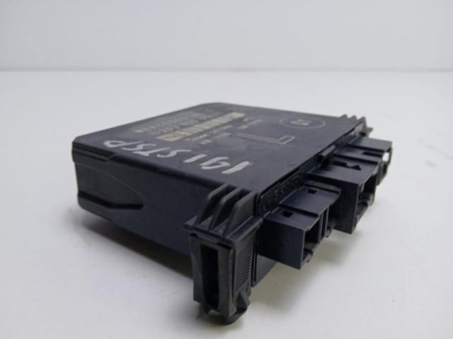 bontott MERCEDES-BENZ C-CLASS Elektronika (Magában)