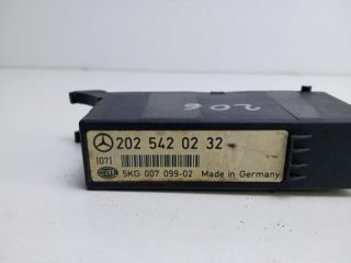 bontott MERCEDES-BENZ C-CLASS Elektronika (Magában)