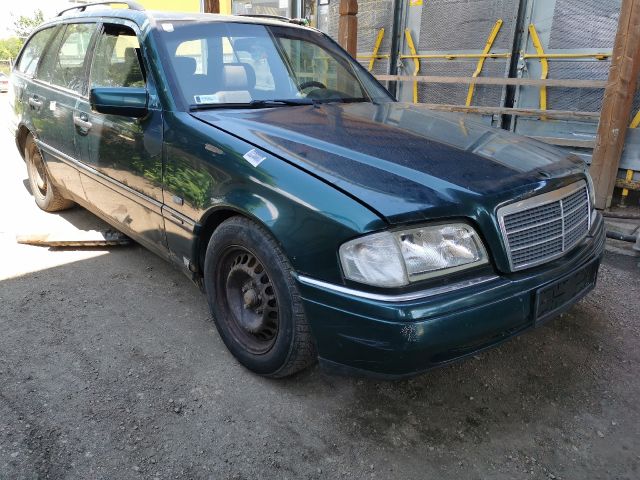 bontott MERCEDES-BENZ C-CLASS Első Ablakmosó Fúvóka