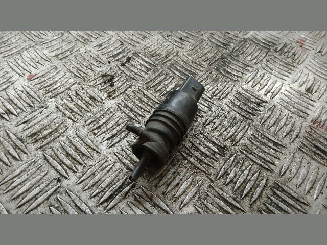 bontott MERCEDES-BENZ C-CLASS Első Ablakmosó Szivattyú