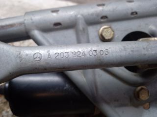 bontott MERCEDES-BENZ C-CLASS Első Ablaktörlő Szerkezet Motorral