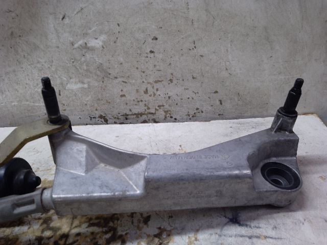 bontott MERCEDES-BENZ C-CLASS Első Ablaktörlő Szerkezet Motorral